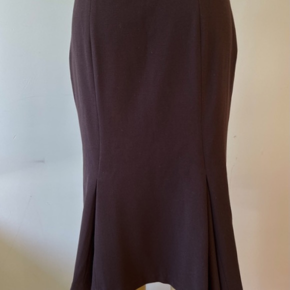 Brown Wool Crepe Pencil Skirt by Sunhee Moon with 2 Back Kick Pleats - Picture 5 of 12